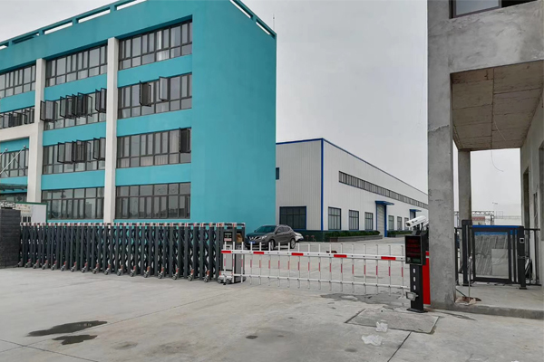 昌盛環(huán)保、電動(dòng)伸縮門、車牌識(shí)別